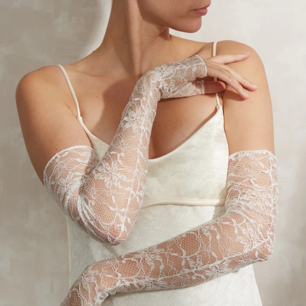 Cornelia James Serena | Fingerless Lace Opera Glove